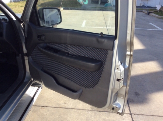 ขายรถกระบะ ฟอร์ด เรนเจอร์ 4ประตู ปี01 เครื่องดีเซลเดิม 2.9 เกียร์ออโต้ ตัวท็อป เพาเวอร์ ไฟฟ้าทั้งคัน airbag2ใบ เบรคabs ภายในสวยมากๆเดิมๆสะอาดเบาะสวยมาก แอร์เย็นฉ่ำ ตัวถังสวยเดิมๆบางเดิมๆทุกชิ้น ห้องเครื่องเดิม สีเงาสวยบางทั้งคัน คัสซีสวย เครื่องแน่น รถขับ