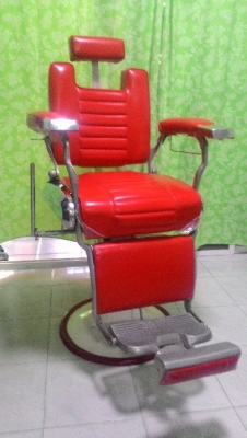 เก้าอี้บาร์เบอร์ช่างตัดผม สภาพพร้อมใช้งาน ปรับเอน และหัว ได้ตามปกติสภาพดีครับ