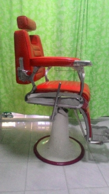 เก้าอี้บาร์เบอร์ช่างตัดผม สภาพพร้อมใช้งาน ปรับเอน และหัว ได้ตามปกติสภาพดีครับ