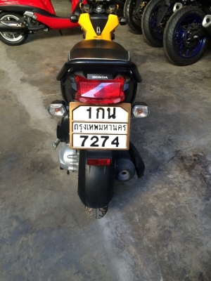 ขาย HONDA ZOOMER-X ปี 56 เล่มพร้อมโอน เครื่องดี สภาพภายนอกดี (มีรอยบังโคลนหน้านิดหน่อย)