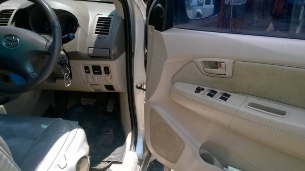 ขาย VIGO 3.0 4 ประตู 4X4 ปี 48 เกียร์ออโต้ สภาพสวยพร้อมใช้ หน้าเดิม ภายในสวย ขาย VIGO 3.0 4 ประตู 4X4 ปี 48 เกียร์ออโต้ สภาพสวยพร้อมใช้ หน้าเดิม ภายในสวย