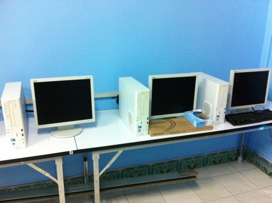 คอมพิวเตอร์ครบชุด คอมพิวเตอร์ครบชุด
