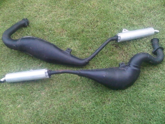 ท่อไอเสีย NSR250 MC21 ท่อไอเสีย NSR250 MC21