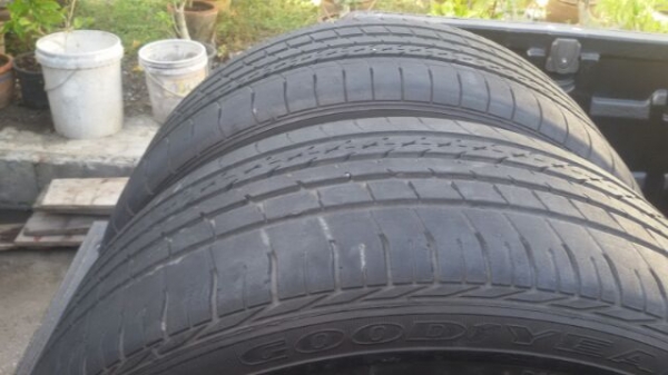 ยาง\% 225/45r17 goodyear ปี12