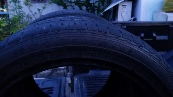 ยาง\% 225/45r17 goodyear ปี12
