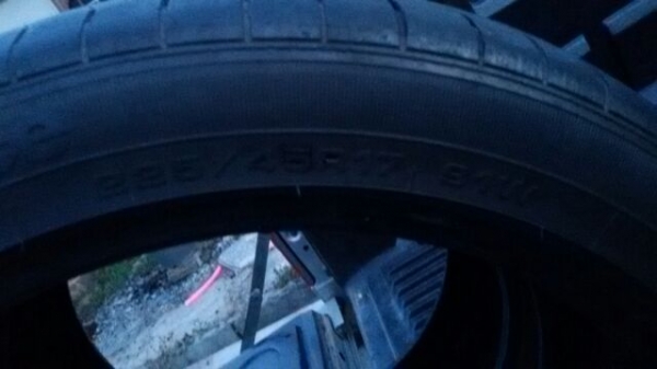 ยาง\% 225/45r17 goodyear ปี12