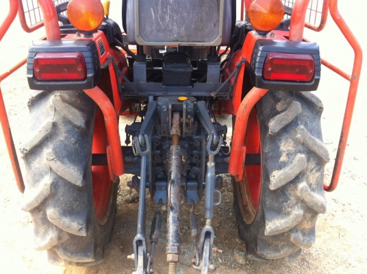 ขายคูโบต้าB2420สภาพเดิมๆพร้อมโครงกันอ้อยรถพร้อมใช้งานคับ ขายคูโบต้าB2420สภาพเดิมๆพร้อมโครงกันอ้อยรถพร้อมใช้งานคับ