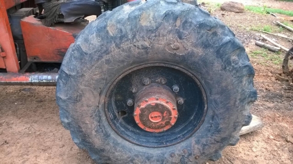 ขายรถคีบอ้อย พร้อมใช้ ราคาถูก ขายรถคีบอ้อย พร้อมใช้ ราคาถูก