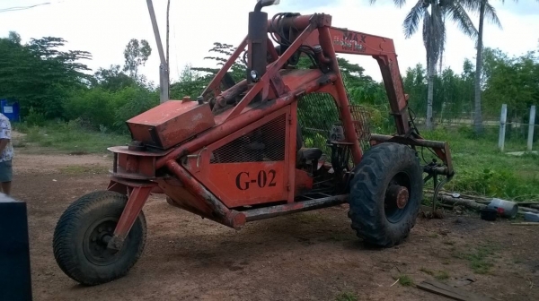 ขายรถคีบอ้อย พร้อมใช้ ราคาถูก ขายรถคีบอ้อย พร้อมใช้ ราคาถูก