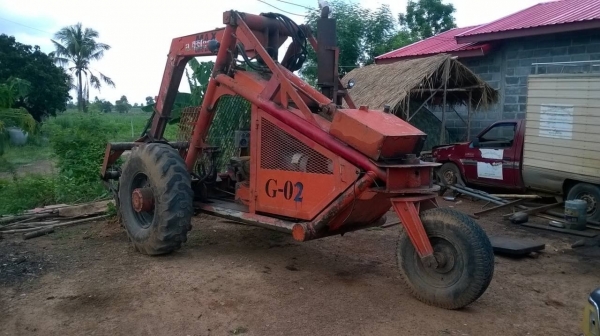 ขายรถคีบอ้อย พร้อมใช้ ราคาถูก ขายรถคีบอ้อย พร้อมใช้ ราคาถูก