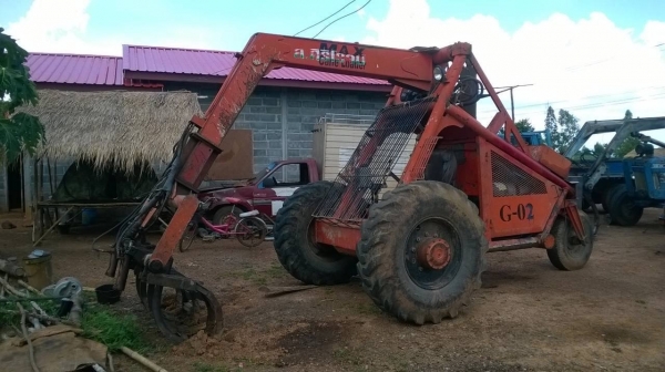 ขายรถคีบอ้อย พร้อมใช้ ราคาถูก