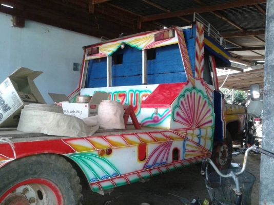 ขายเทนเลอร์ มีหางพับไฮดรอริค 10 ล้อหัวยาว เพลาเดียว เครื่อง 6BB1 145 แรงม้า เฟืองท้ายใหญ่ คัสซีสวย ทะเบียนพร้อมโอน