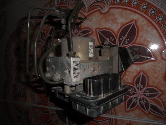 ขายปั้มabs ดีแม็ก06