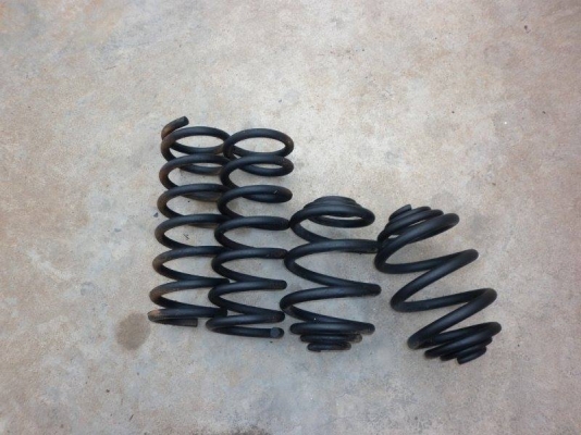 ต้องการขาย สปริงหน้า-หลัง VW transporter ขับสองล้อ