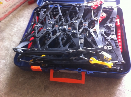 ยางพันล้อรถกันลื่นสำหรับใส่ลุยจากญี่ปุ่น ใช้กับยางได้ตั้งแต่ R-14  - R 18