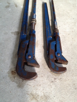 ขายประแจคอม้า