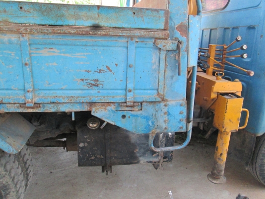 ขาย ISUZU 6 ล้อดั้มพ์ เครนสภาพสวย 2T ขาย ISUZU 6 ล้อดั้มพ์ เครนสภาพสวย 2T