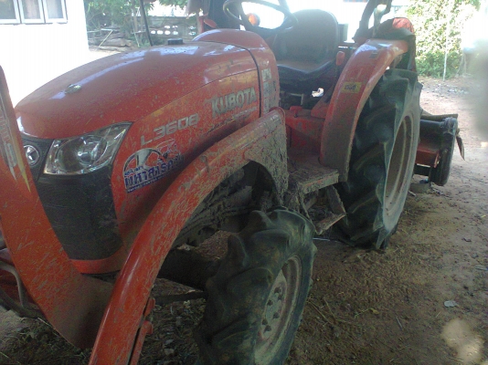 รถไถคูโบต้า36แรง800ชมรถบ้าน