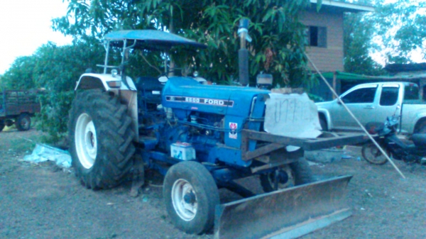 **ขายรถไถฟอร์ด6600**