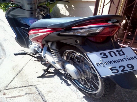 ขายWave110i หัวฉีด ปี55 สตาร์ทมือ รถเครื่องเดิมสภาพดี