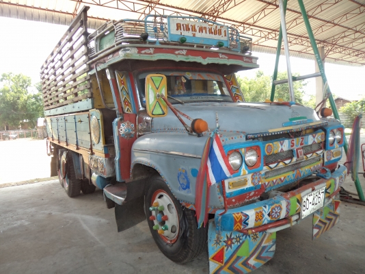 ขาย255000บาทรถ10ล้อหัวยาวเครื่อง165แรง เบรกทิฟฟี่ ยางใหม่10เส้น เอกสารพร้อมโอน