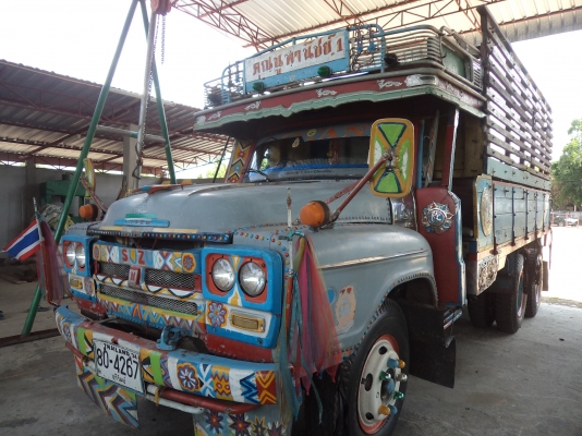 ขาย255000บาทรถ10ล้อหัวยาวเครื่อง165แรง เบรกทิฟฟี่ ยางใหม่10เส้น เอกสารพร้อมโอน