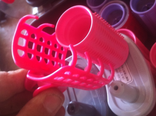 โรลม้วนผมไฟฟ้าไร้สาย National  รุ่น CURLN แบบเอาที่เป็นลูกมัวนมาเสียบตรงแกนเพื่อให้ร้อน