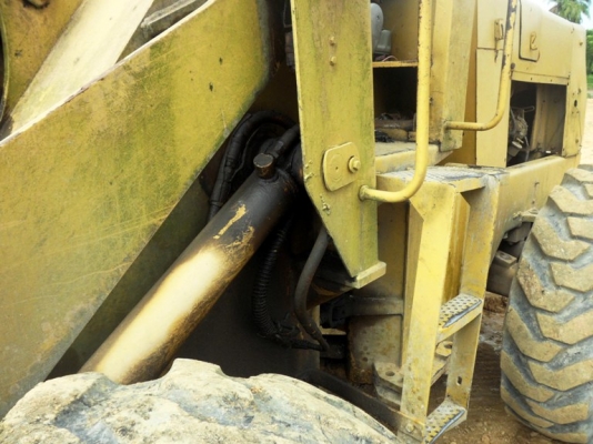 ขายรถตักล้อยาง 510 ยอดนิยม กรองคู่