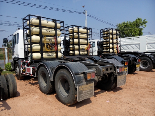 มีหัวลาก สำหรับวิ่งงาน NGV มีทั้ง HINO FUSO NISSAN VOLVO เครื่อง แดวู ฮุนได 290-340 แรงม้าพร้อมใช้ พร้อมวิ่ง ราคาไม่แพง มีทะเบียนทุกคัน สวยๆเลยค่ะ สนใจรีบเลยนะคะ