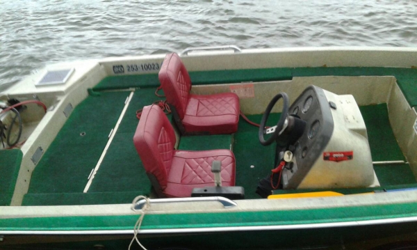 ขายเรือเบส16ฟุตเครื่อง55แรงมีทริมไฟฟ้า