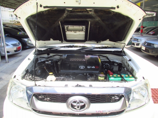 วีโก้ 2.5 4ประตู้ per-runner ปี2010 สวยสุดๆ สภาพป้ายแดง สอบถามเพิ่มเติม080-604-8422 ปุ้ย