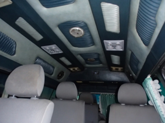 รถตู้หลังคาสูงปี43เครื่องดีประหยัด 2JZ 2ระบบแก็สLPG+เบ็นซินเบาะ5แถวพร้อมทำเงิน  (ขายตัด 155000 ก่อน 15 กค.นะครับ)