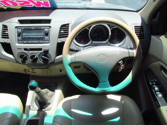 VIGO 3.0E 4ประตู ยกสูงปี2009 รถสวยมากครับ มาดูรถได้แถวพระรามสอง โทร 080-604-8422 ปุ้ย