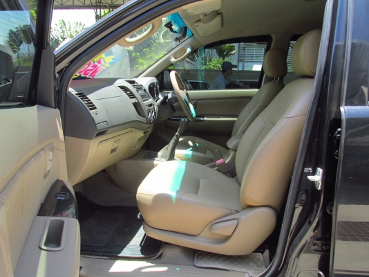 VIGO 3.0E 4ประตู ยกสูงปี2009 รถสวยมากครับ มาดูรถได้แถวพระรามสอง โทร 080-604-8422 ปุ้ย