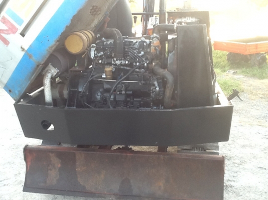 รถขุดพร้อมมีดดันนิสสัน 21ss สภาพดีพร้อมใช้ เพิ่งเข้าจากญี่ปุ่น