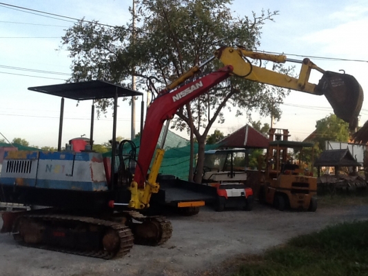 รถขุดพร้อมมีดดันนิสสัน 21ss สภาพดีพร้อมใช้ เพิ่งเข้าจากญี่ปุ่น