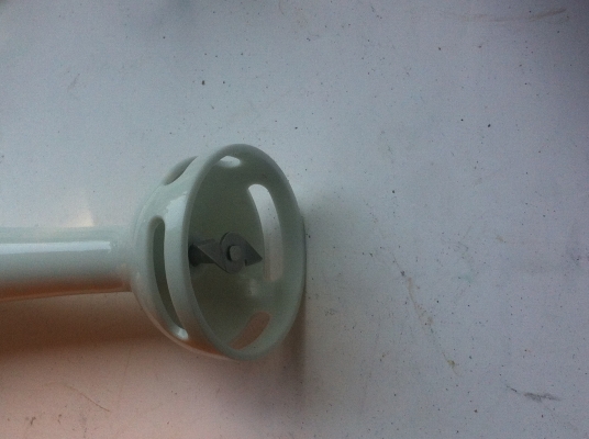 เครื่องบดสับละเอียดแบบนำเครื่องไปบดสับในแก้ในโถได้เลย ใช้ไฟ 100 V.