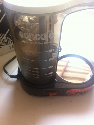 เครื่องชงกาแฟอัตโนมัติพร้อมอุ่น SANYO รุ่น sancafe  ทำให้การชงกาแฟง่าย และสนุก ของใหม่จากญี่ปุ่น