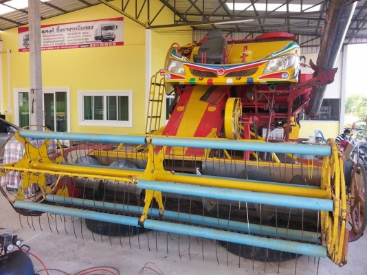 ขายรถเกี่ยวข้าว เกษตรพัฒนา อุ้ม2.5ตัน เครื่อง195เทอร์โบ ช่วงล่างดีทำงานเร็ว ใช้งานได้ทุกระบบ รถสวยพร้อมใช้งาน สนใจโทร 090-8588220คุณนะ 093-3258446คุณบิว ID:narong498 หรือเข้าดูสินค้าอื่นๆได้ที่ www.truck.in.th/498 หรือเพจFacebook ณรงค์ ซื้อขายรถมือสอง (เว