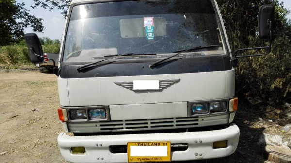Hino KM779 ตู้แห้ง 10 บาน ปี 36 พร้อม