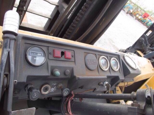 ต้องการขายฟอร์คลิฟท์ TCM เครื่องยนต์ดีเซล ขนาด7ตัน