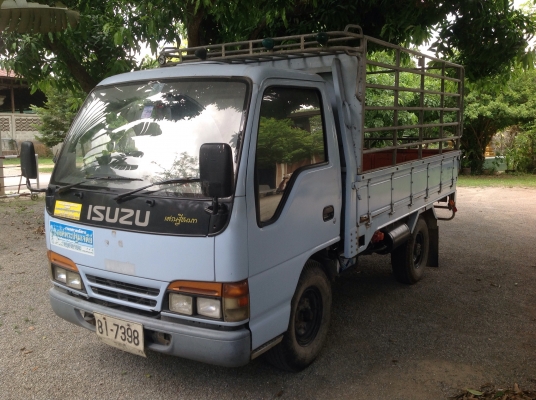 ขาย 4 ล้อ รถห้าง  สภาพดีพร้อมใช้