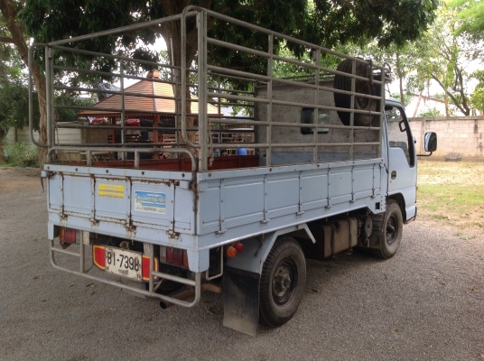 ขาย 4 ล้อ รถห้าง  สภาพดีพร้อมใช้