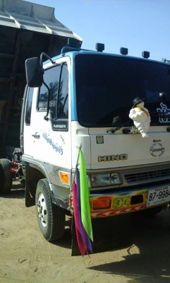 ขายดั้มHINO เครื่อง240แรง JO8C เครื่องดี แคชซีสวย พ.เพาเวอร์ เบรกทิฟฟี่ ภายในสวย แอร์เย็น สภาพพร้อมใช้งาน เอกสารพร้อมโอน สนใจโทร 090-8588220คุณนะ 093-3258446คุณบิว ID:narong498 หรือเข้าดูสินค้าอื่นๆได้ที่ www.truck.in.th/498 หรือเพจFacebook ณรงค์ ซื้อขายร