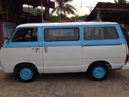 ขาย-แลก รถตู้คลาสสิค