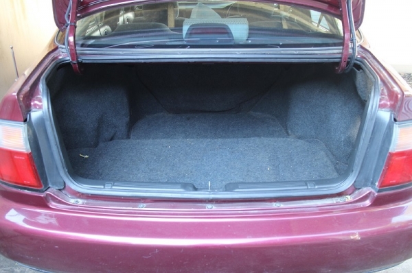 ขายรถบ้าน HONDA ACCORD รุ่น VTi-E 2.2AT ปี 1996 สีแดง Auto