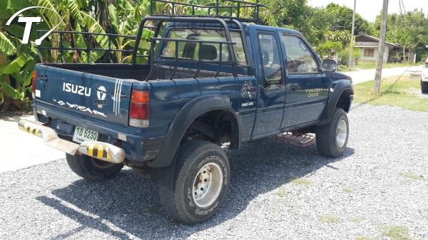 มังกร โฟรวิน 4×4คานแข็ง รถเดิมบางทั้งคันไม่เคยทำสี มังกร โฟรวิน 4×4คานแข็ง รถเดิมบางทั้งคันไม่เคยทำสี