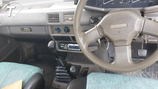 มังกร โฟรวิน 4×4คานแข็ง รถเดิมบางทั้งคันไม่เคยทำสี มังกร โฟรวิน 4×4คานแข็ง รถเดิมบางทั้งคันไม่เคยทำสี