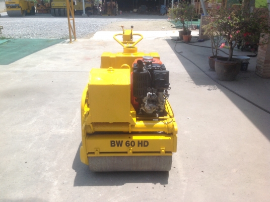 ขายรถบดเดินตามBomagรุ่นBw60HDมือสองญี่ปุ่นสั่นสเทือนได้