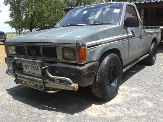 ขายนิสันเครื่องฝาขาว ดีเซล 2.5